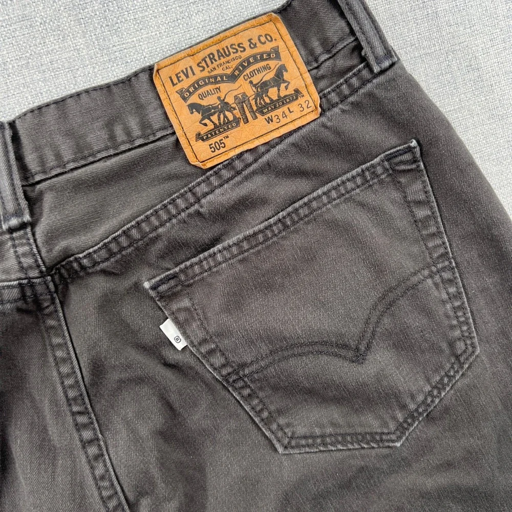 Levis 505 Regular Fit Jeans Mens 34x31 Faded‎ Black Charcoal Straight Leg Denim